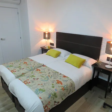 Living Hercules Apartment Seville