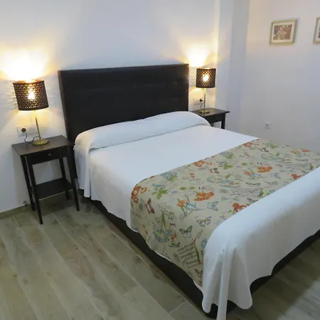 Living Hercules Apartment Seville